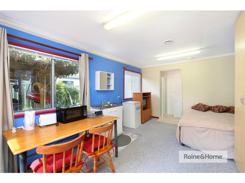 27A Carrington Avenue, Woy Woy NSW 2256