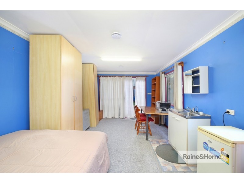 27A Carrington Avenue, Woy Woy NSW 2256