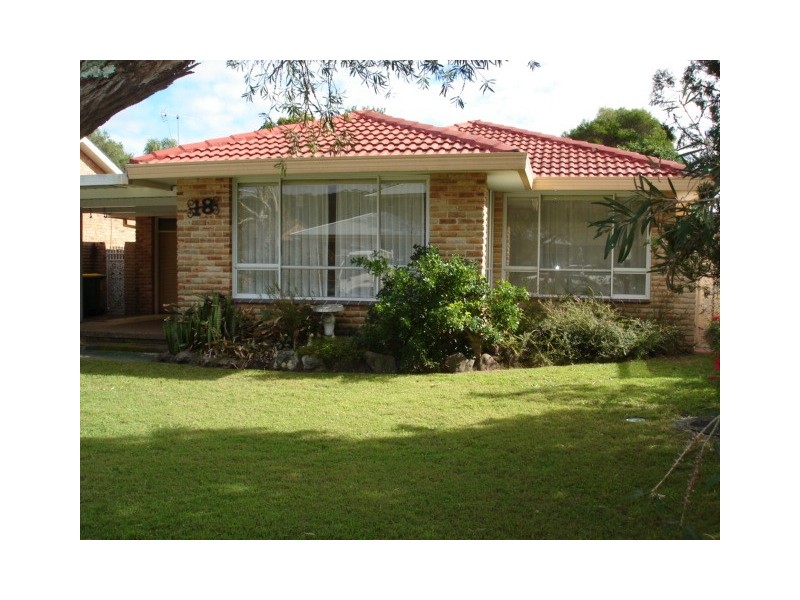 18 Nautilus Crescent, St Huberts Island NSW 2257