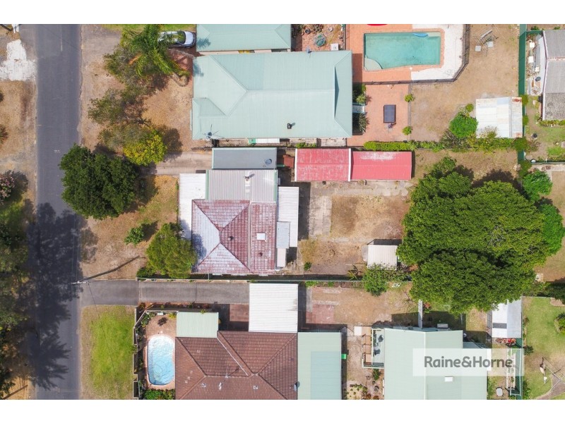 10 Britannia Street, Umina Beach NSW 2257