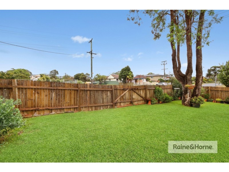 42 Palm Street, Ettalong Beach NSW 2257