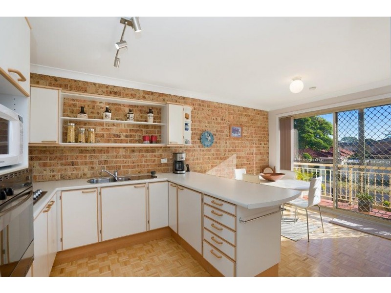 2/12 Farnell Road, Woy Woy NSW 2256