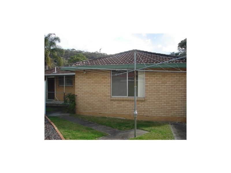 32 Golden Avenue, Point Clare NSW 2250