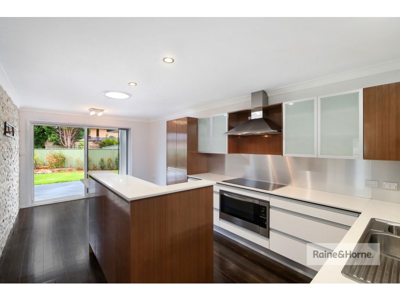 11 Marina View Parade, St Huberts Island NSW 2257