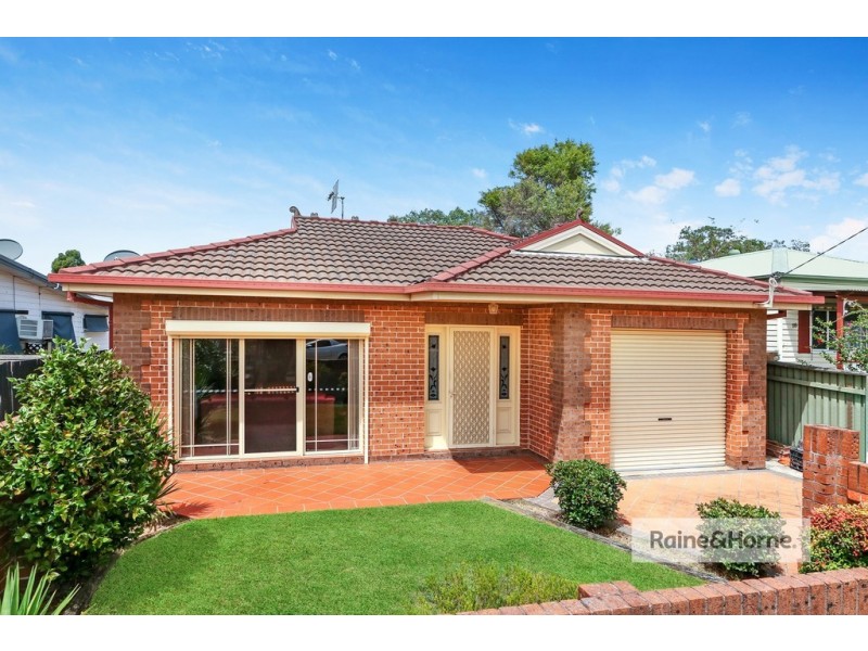 16 Pozieres Avenue, Umina Beach NSW 2257