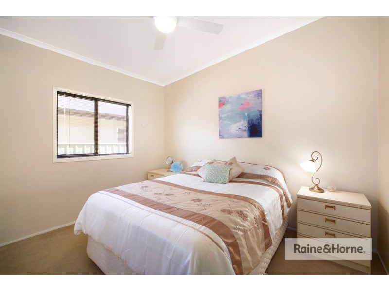 17 Lakeview Parade, Umina Beach NSW 2257