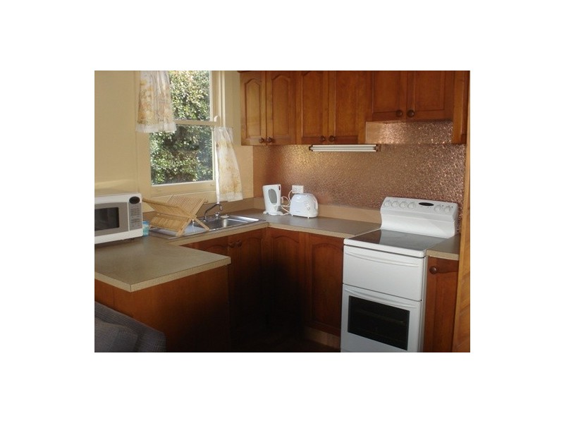 Cabin 5 Berrima Crescent, Umina Beach NSW 2257