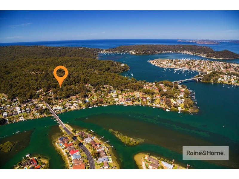 15 Daley Avenue, Daleys Point NSW 2257