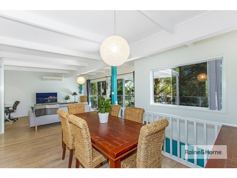 15 Daley Avenue, Daleys Point NSW 2257