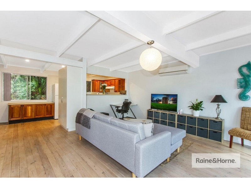 15 Daley Avenue, Daleys Point NSW 2257