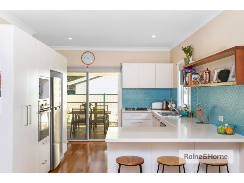 9 Banksia Street, Ettalong Beach NSW 2257