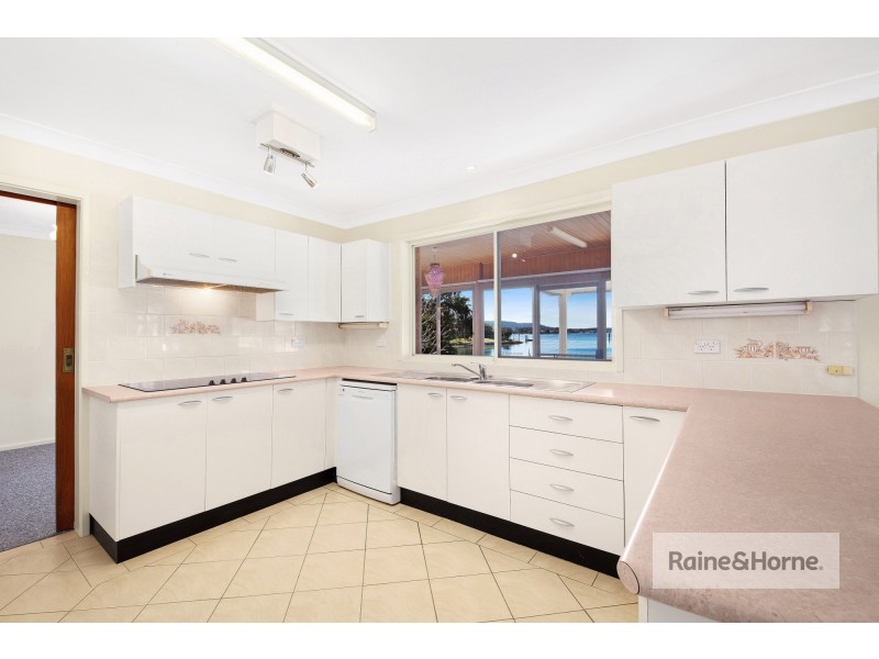 7 Mooring Place, St Huberts Island NSW 2257