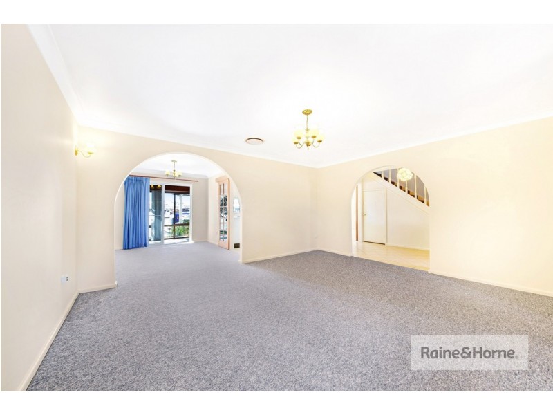 7 Mooring Place, St Huberts Island NSW 2257