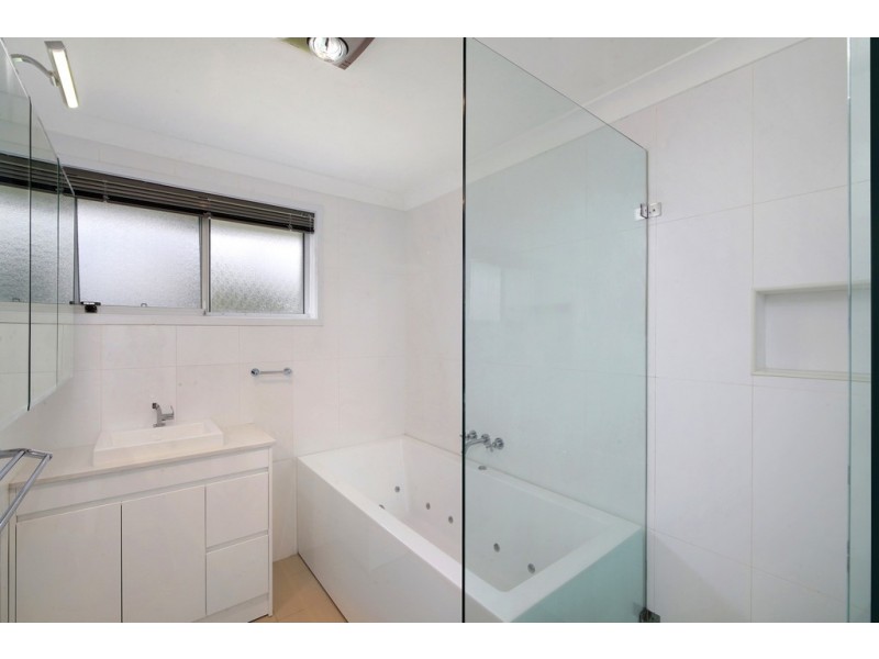 11 Marina View Parade, St Huberts Island NSW 2257