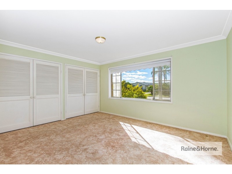 8 Helmsman Boulevard, St Huberts Island NSW 2257