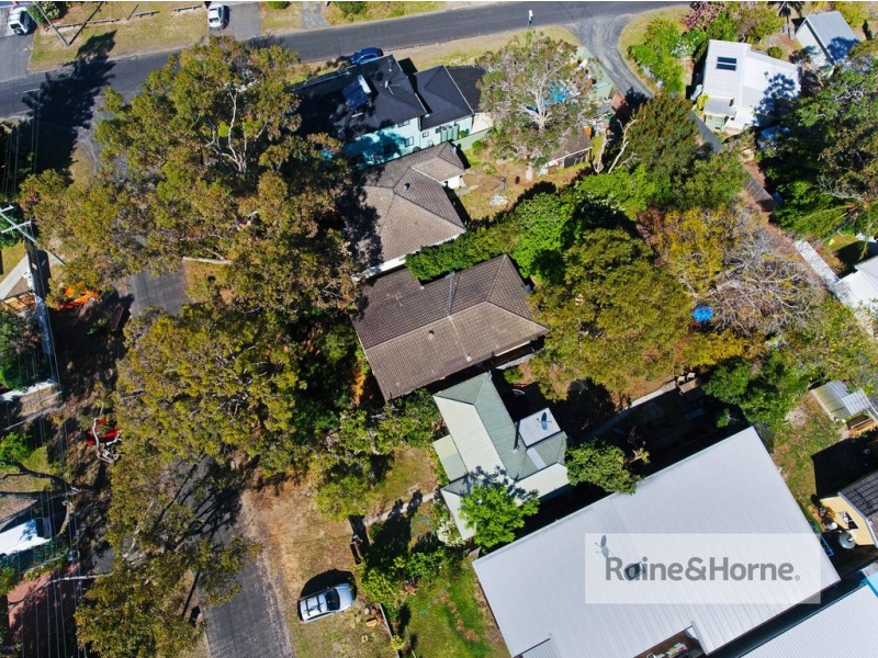 15 McLaurin Road, Umina Beach NSW 2257