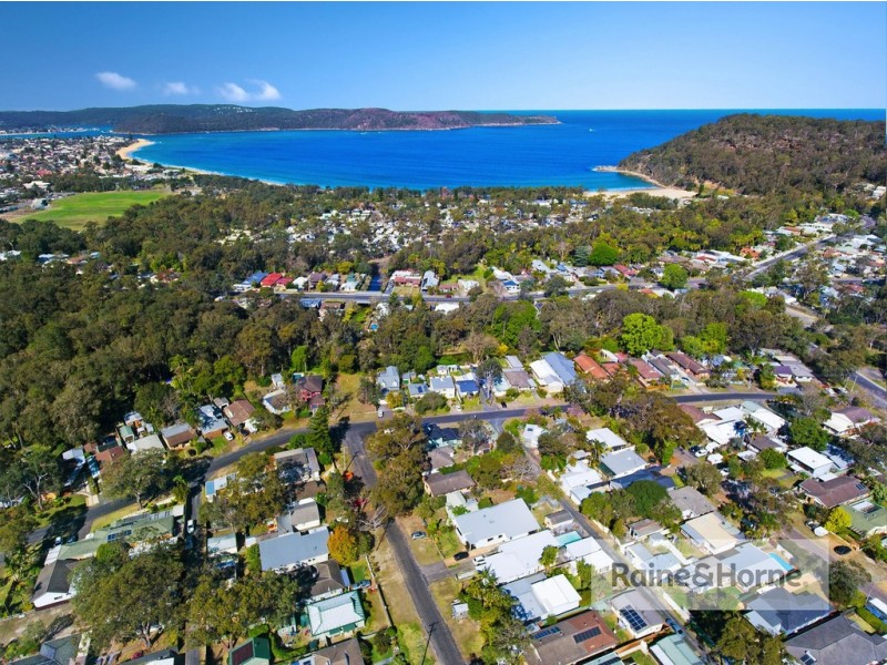 15 McLaurin Road, Umina Beach NSW 2257