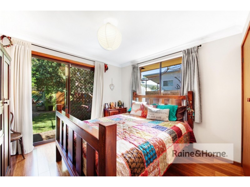 15 McLaurin Road, Umina Beach NSW 2257