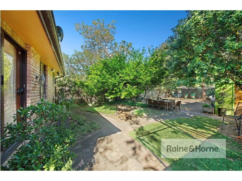 15 McLaurin Road, Umina Beach NSW 2257