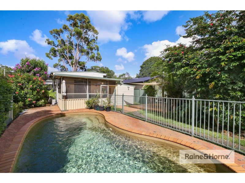 17 Lakeview Parade, Umina Beach NSW 2257