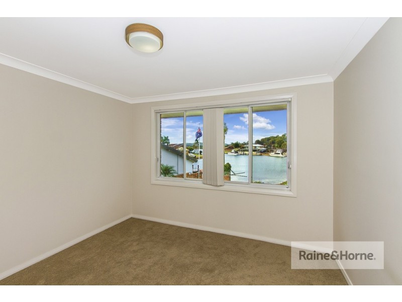 115 Helmsman Boulevarde, St Huberts Island NSW 2257
