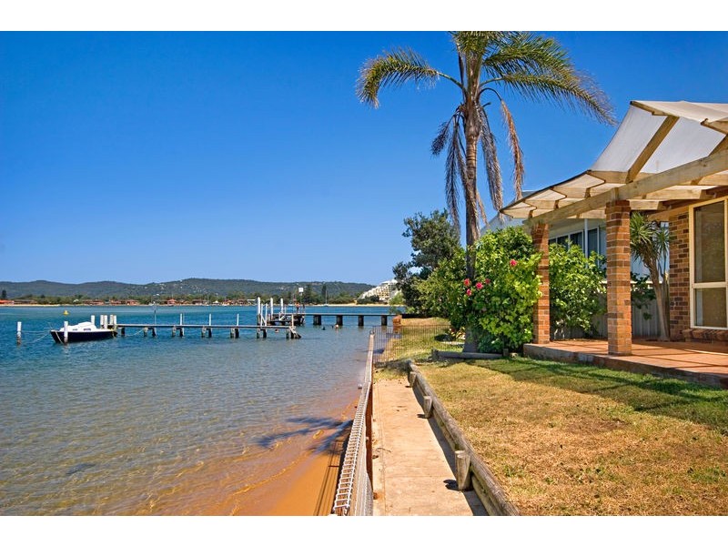 1 The Esplanade, Ettalong Beach NSW 2257