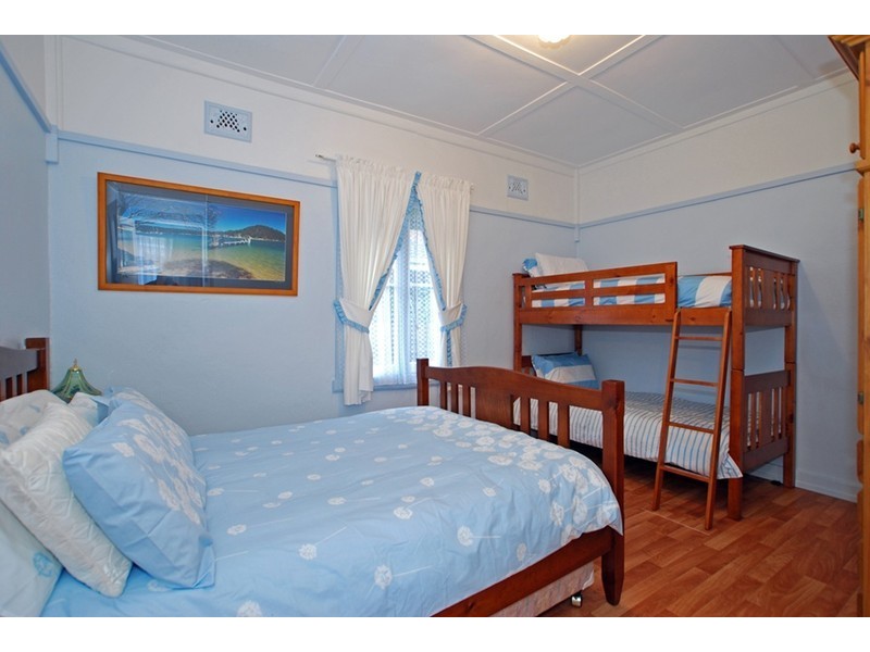 223 Ocean View Road, Ettalong Beach NSW 2257