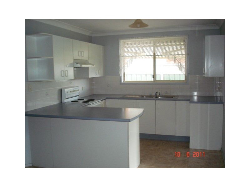 5 palm, Ettalong Beach NSW 2257