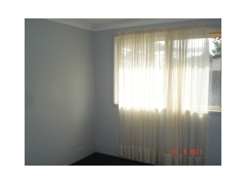 5 palm, Ettalong Beach NSW 2257