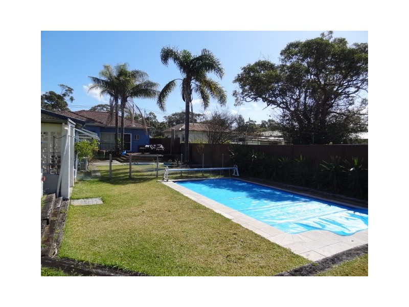 60 Sydney Avenue, Umina Beach NSW 2257