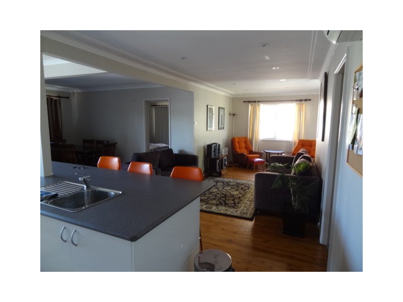 60 Sydney Avenue, Umina Beach NSW 2257