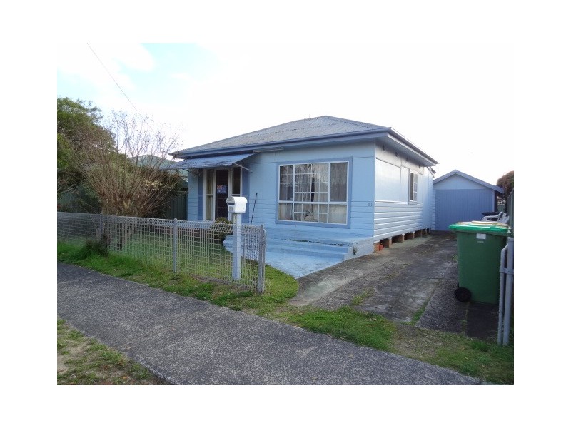 41 Picnic Parade, Ettalong Beach NSW 2257