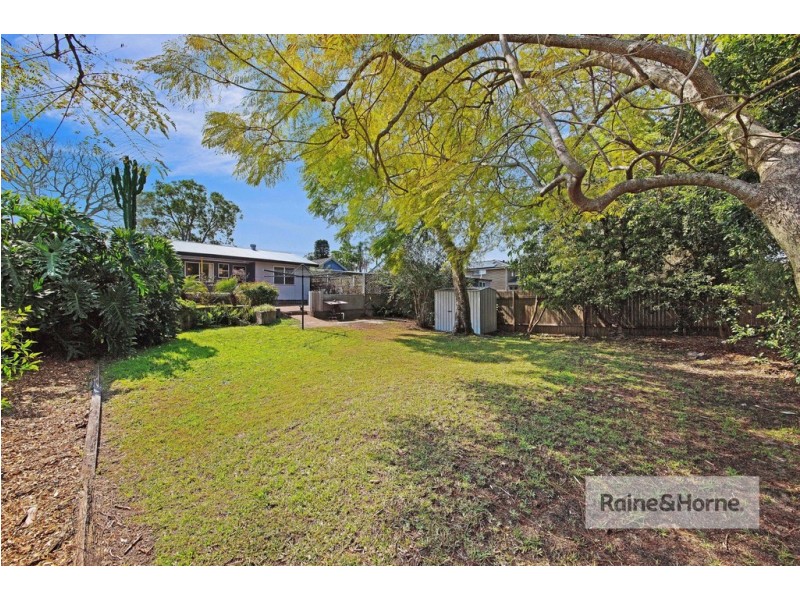 16 Palm Street, Ettalong Beach NSW 2257