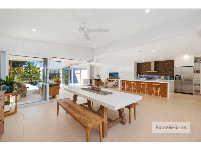 5 Brisbane Avenue, Umina Beach NSW 2257