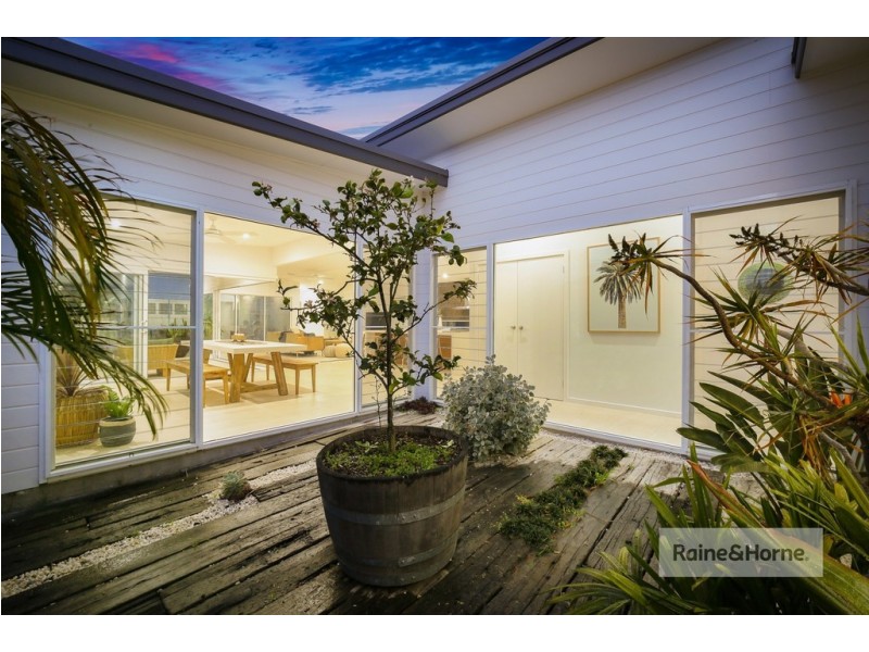 5 Brisbane Avenue, Umina Beach NSW 2257