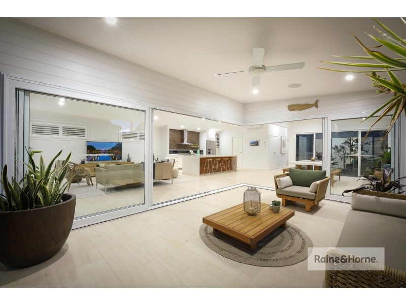 5 Brisbane Avenue, Umina Beach NSW 2257