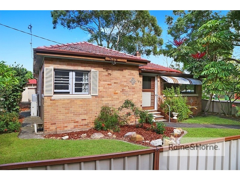 135 Memorial Avenue, Ettalong Beach NSW 2257