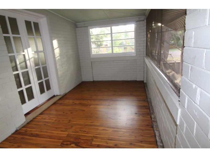 135 Memorial Avenue, Ettalong Beach NSW 2257