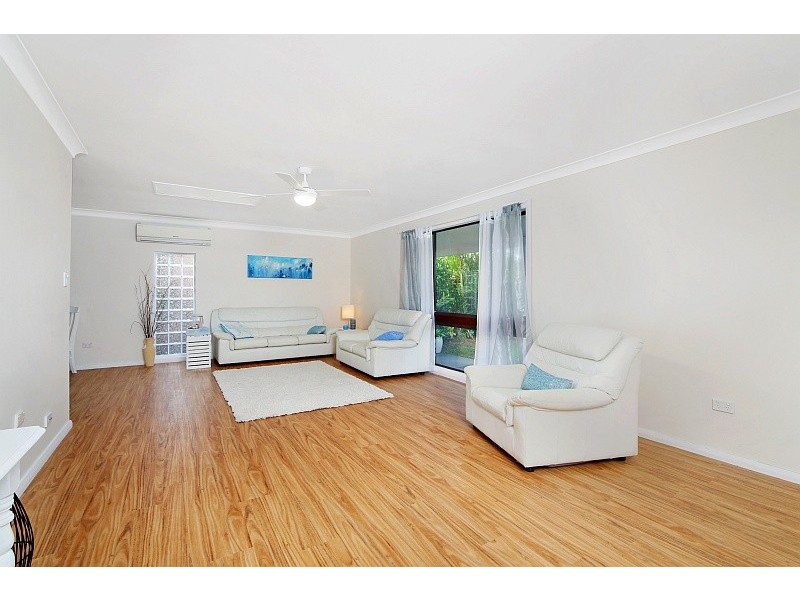 1 Nautilus Crescent, St Huberts Island NSW 2257