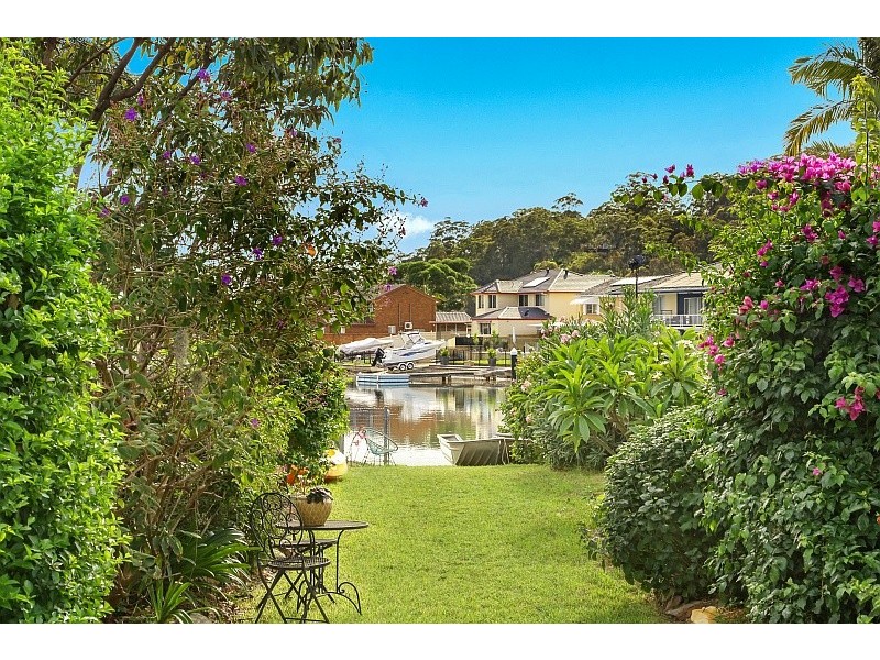 1 Nautilus Crescent, St Huberts Island NSW 2257