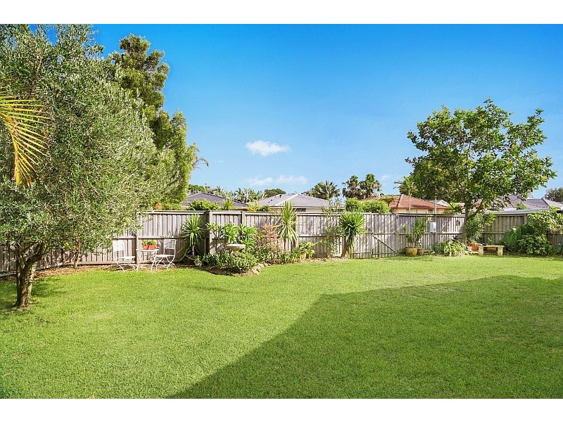 1 Nautilus Crescent, St Huberts Island NSW 2257