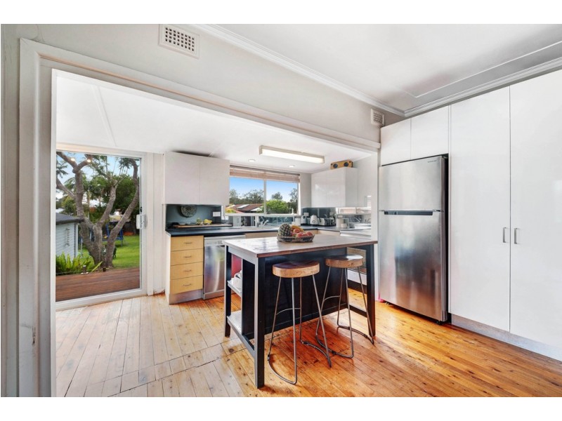 210 Burge Road, Woy Woy NSW 2256