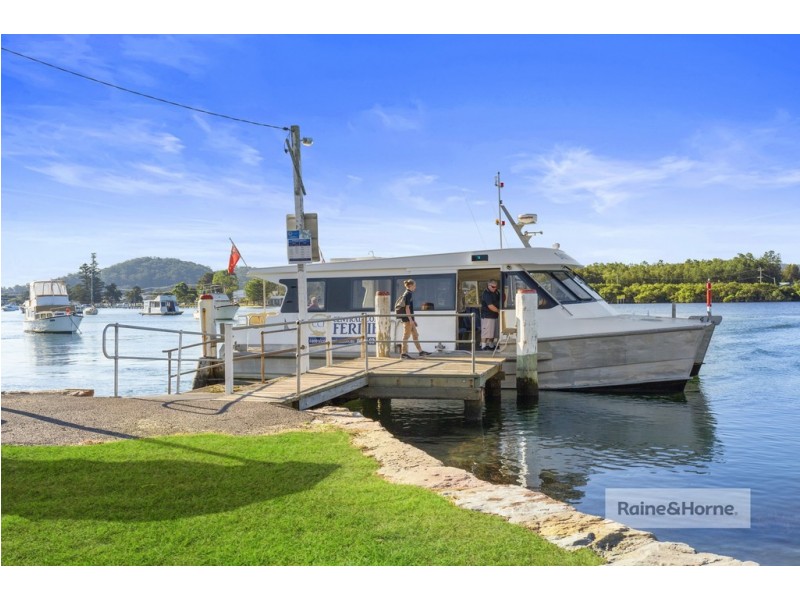 2B Kendall Road, Empire Bay NSW 2257