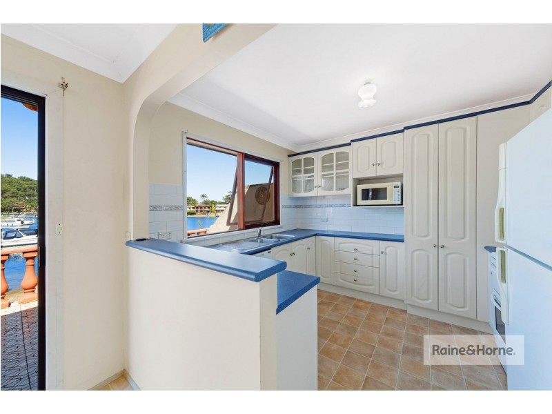 6 Mainsail Avenue, St Huberts Island NSW 2257