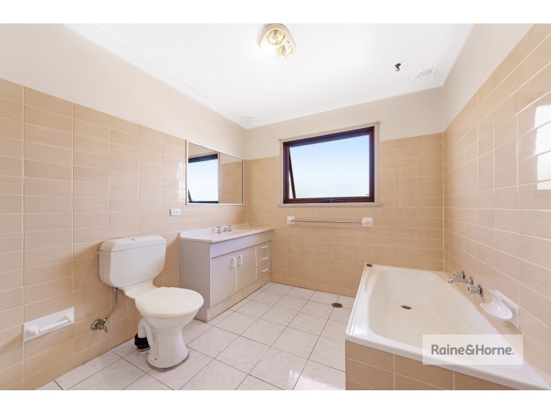6 Mainsail Avenue, St Huberts Island NSW 2257