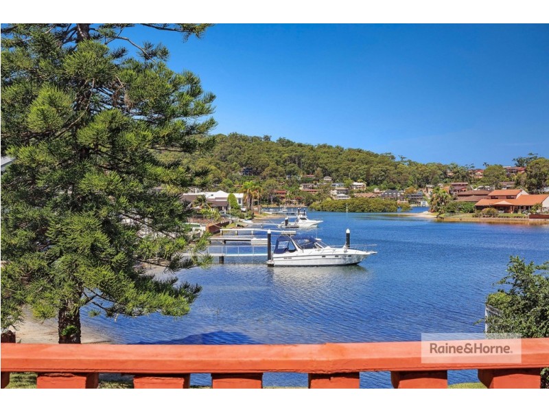 6 Mainsail Avenue, St Huberts Island NSW 2257