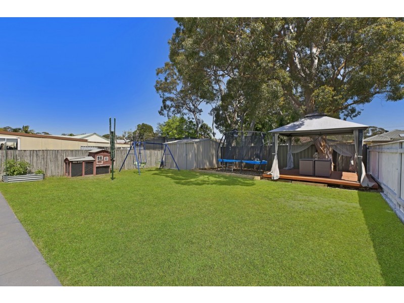 3 Carrington Avenue, Woy Woy NSW 2256