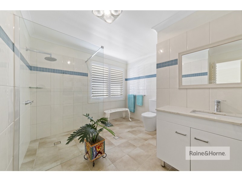 12 Discovery Street, St Huberts Island NSW 2257
