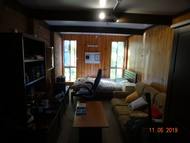 27B Carrington Avenue, Woy Woy NSW 2256