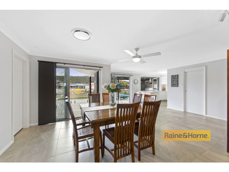 11 Nautilus Crescent, St Huberts Island NSW 2257
